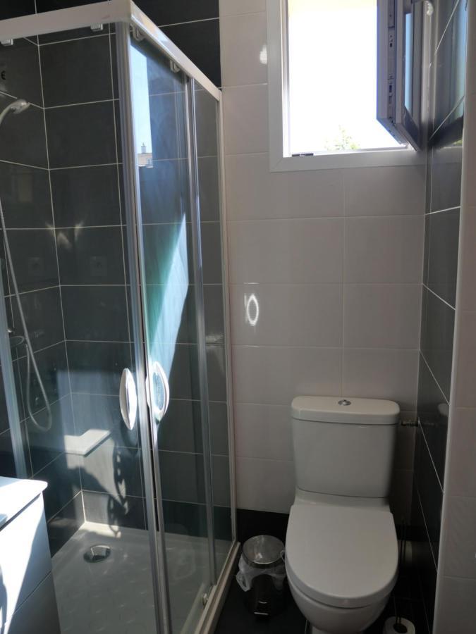 Studio A 300 M De La Gare De Mantes-La-Jolie Eksteriør bilde